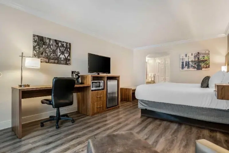 Standard Double room with balcony