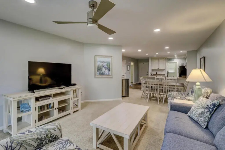 153 Colonnade 2 BR Golf Condo Shipyard