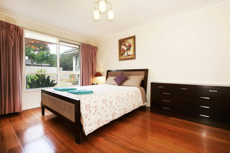 3 43 Thames Holiday Unit