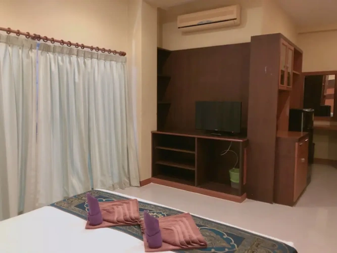 Deluxe Triple room with balcony and with view