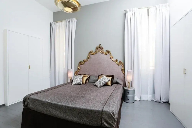 Spanish Steps Deluxe Apartment