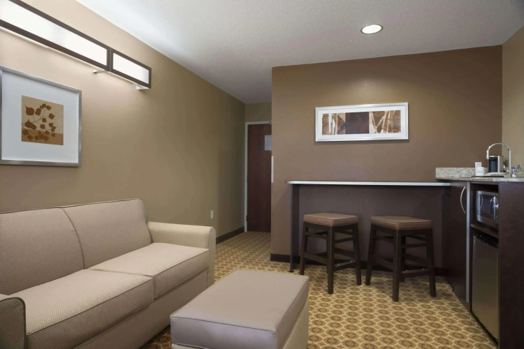Sonesta Essential Fairmont
