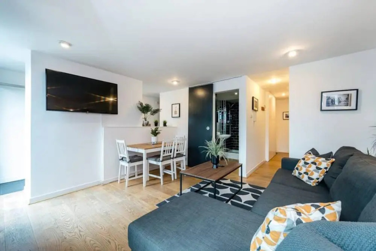 Host Apartments Preston s Rooftop Apt