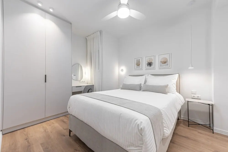 Phaedrus Living: Prosperity Residences Paradise