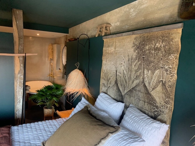 Premium room