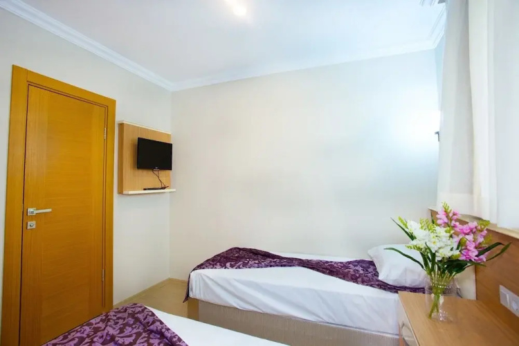 Hotel the Ferah