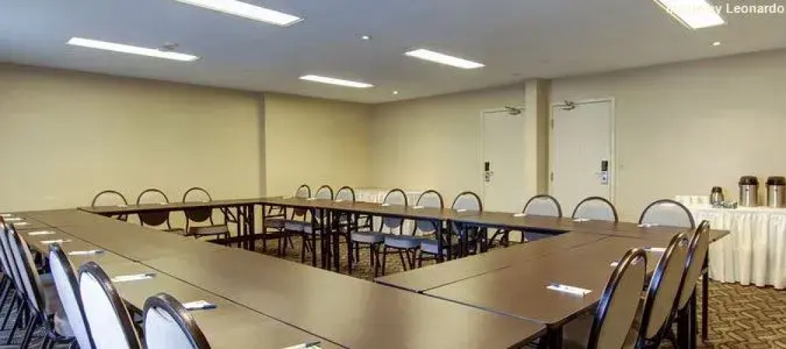 Travelodge Ambassador Bridge Windsor