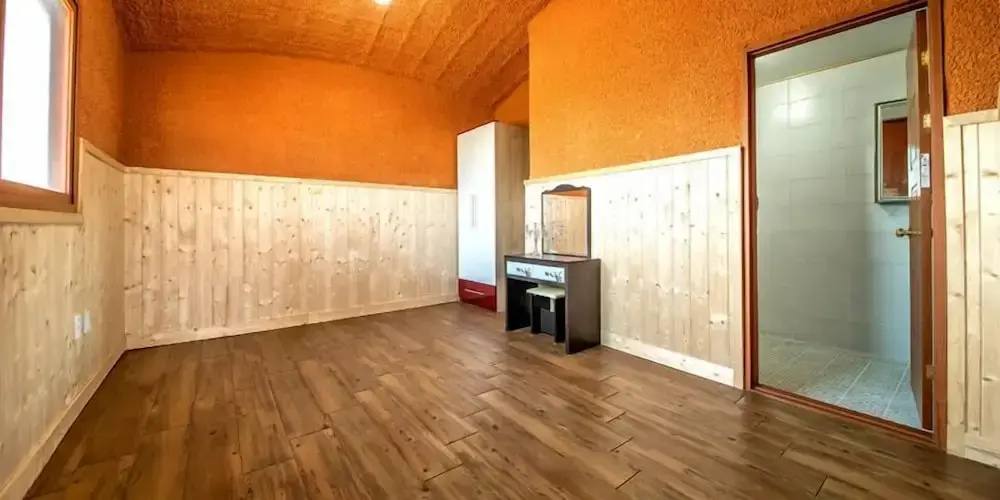 Jangchun Red Clay Pension