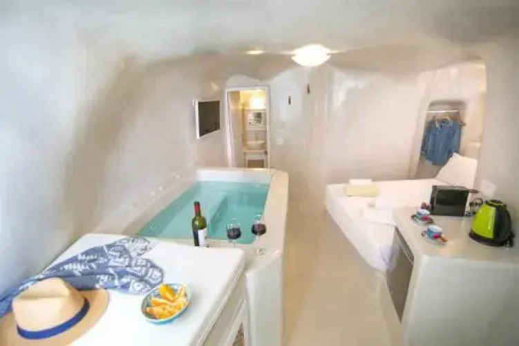 White Suite