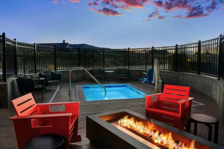 The Hoffmann Hotel Basalt Aspen, Tapestry Collection By Hilton