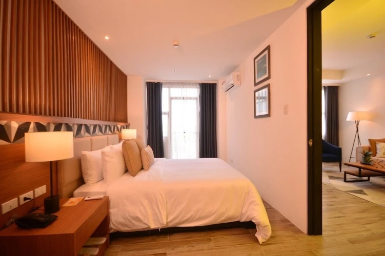 1 Bedroom Suite