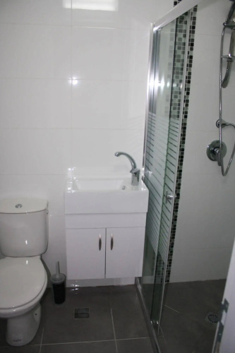 Rich Luxury Suites