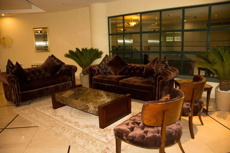 Torres de Suites by InAmazonas