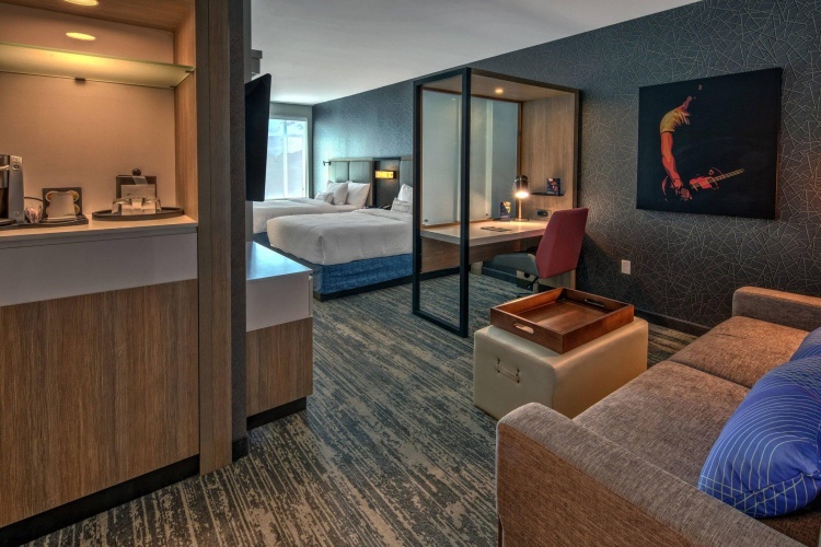 Quadruple Suite