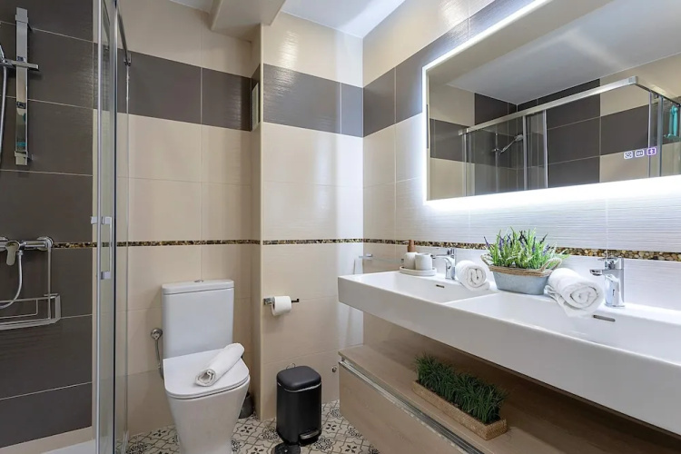 Luxury Apartment in M Laga Victoria