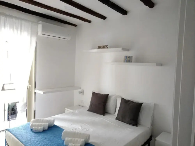 Meschita Apartment