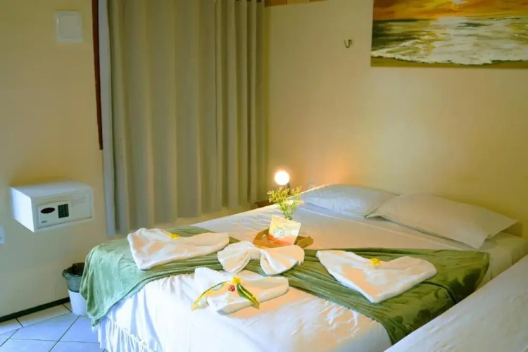 Standard Triple room