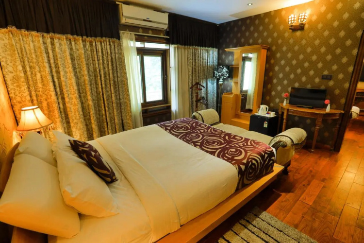 Jal Mahal Resort and Spa