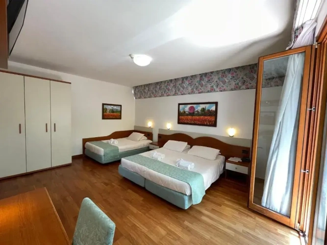 Superior Triple room