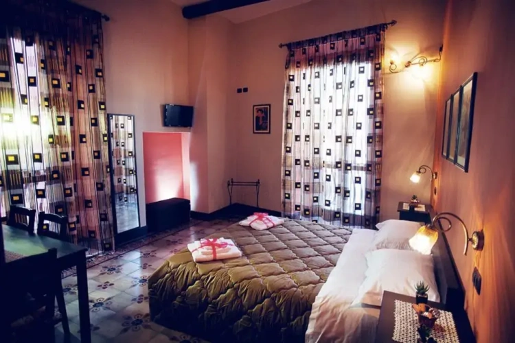 Standard Triple room with balcony