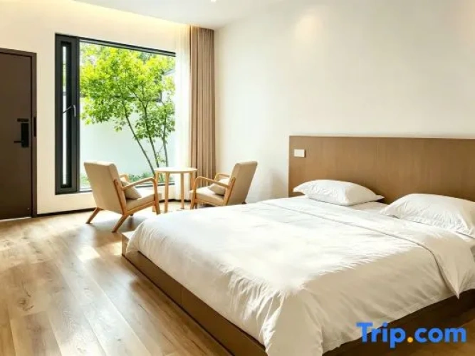 Standard Double room with view