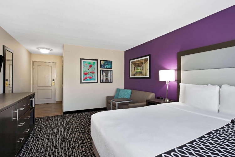 Deluxe Double Suite