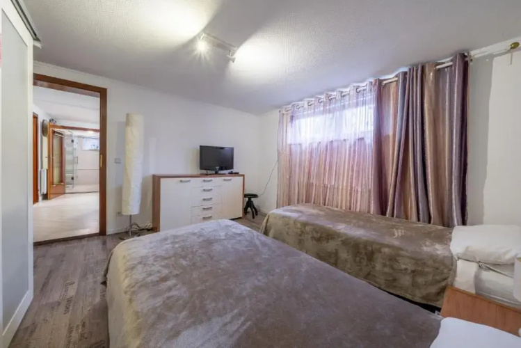ID 3234 - Nice Private Apartment