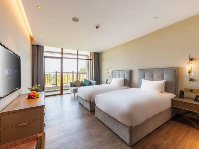 Superior Twin room with balcony