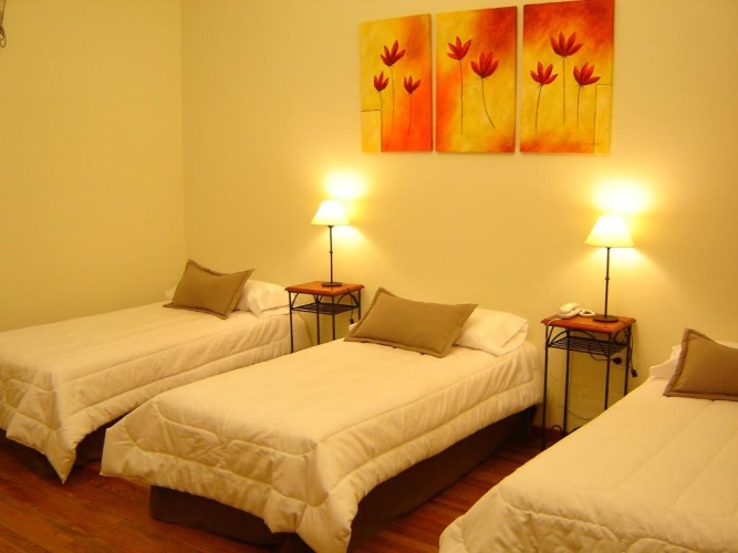 Standard Triple room