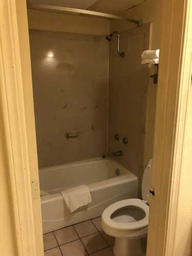 Americas Best Value Inn & Suites