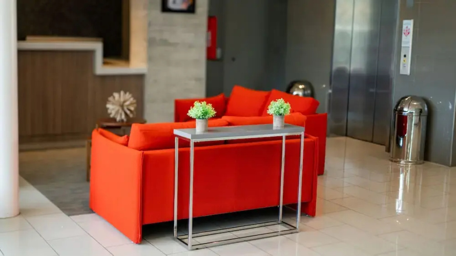 Royal Delonix Hotel