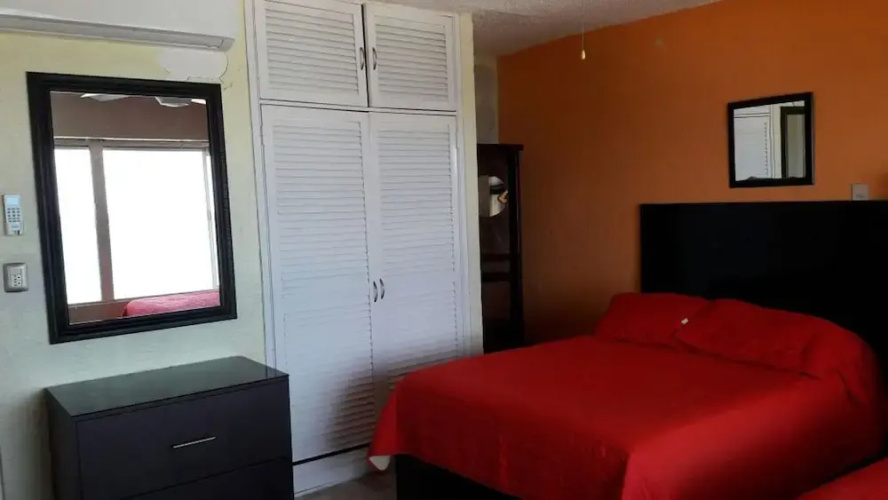 Ocean View 1 Bedroom Apartment