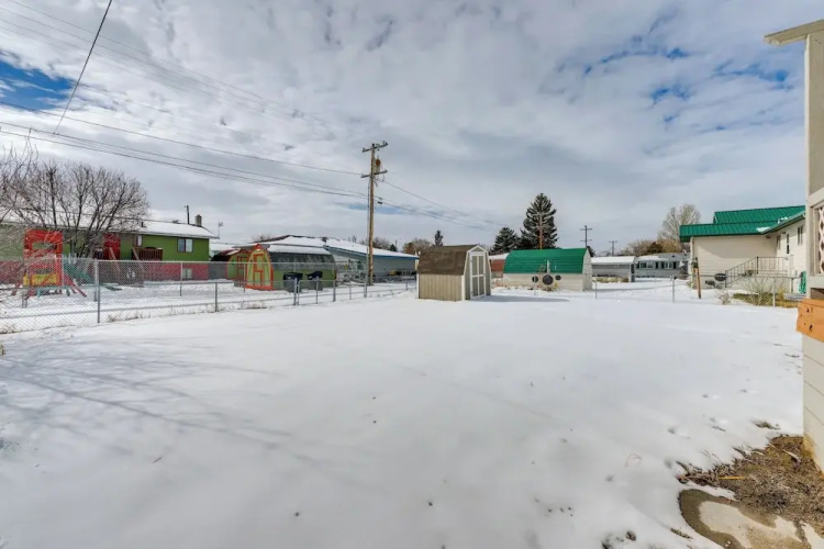 Dog-friendly Montana Home w/ Deck & Fenced-in Yard