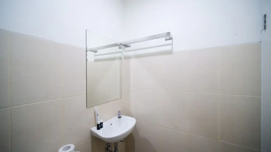 Compact And Cozy Stay Studio At Bale Hinggil Apartment