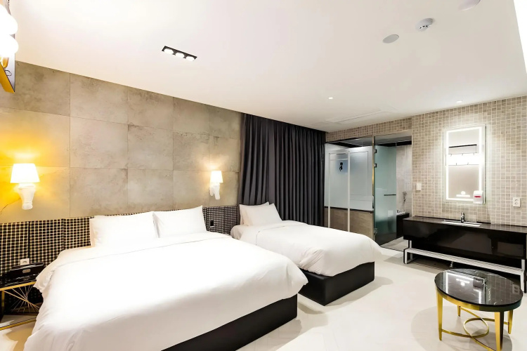 Air Sky Hotel