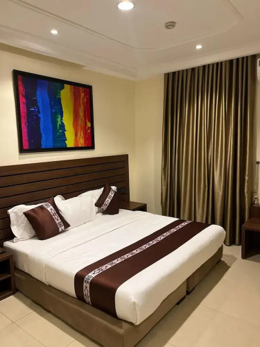 Moz One Apartments