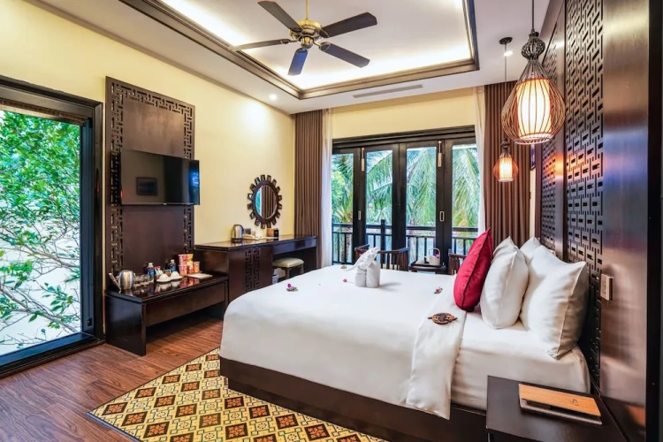 3 Bedrooms Family Villa