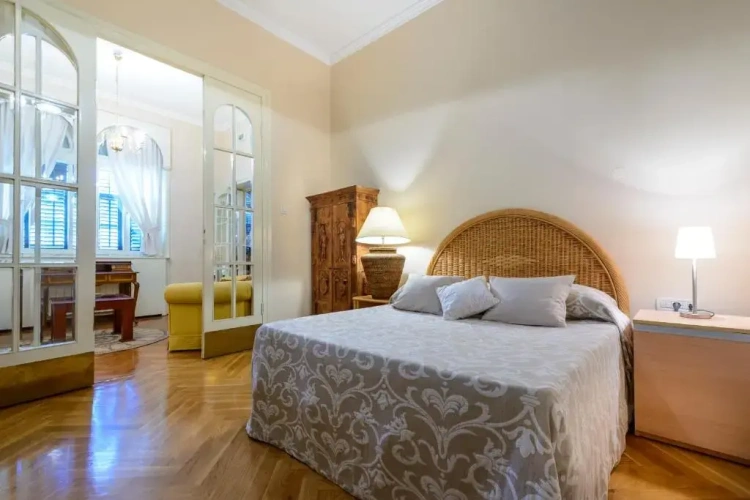 5 Bedrooms Villa with sea view