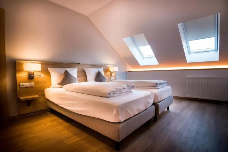Hotel am Kumpfmühler Kastell