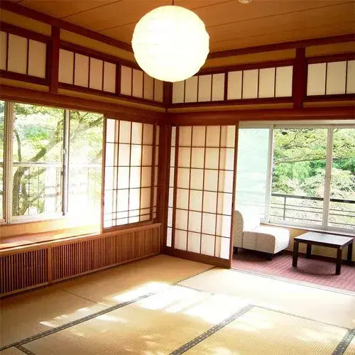 Kin No Hana Sui Getsu - Mie, Mie