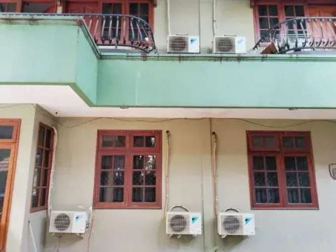 DeKuningan House