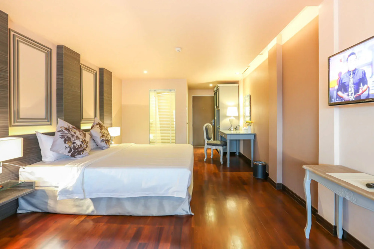 The Sathon Vimanda Hotel