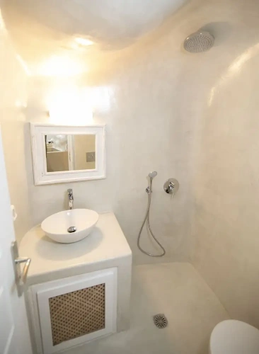 1 Bedroom Cottage with sea view