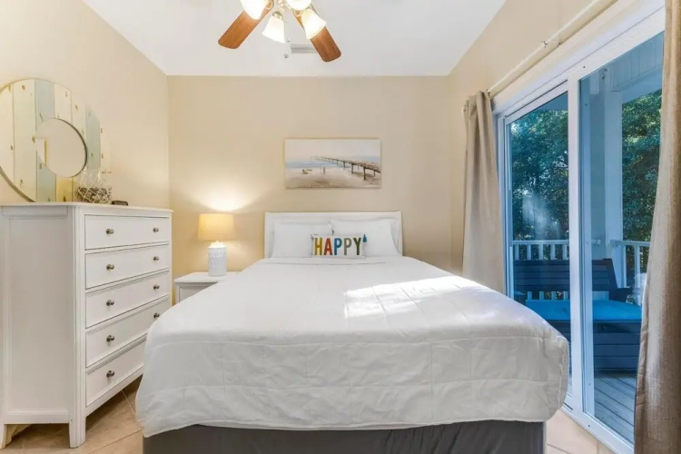 Laguna Breeze C