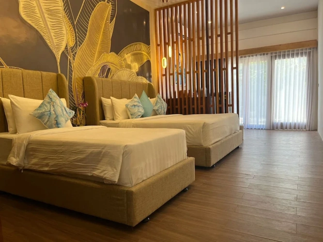 1 Bedroom Triple Suite