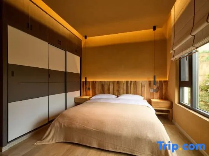 2 Bedrooms Suite