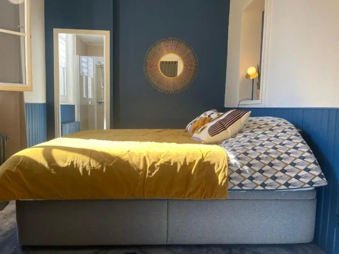 2 Bedrooms Apartment