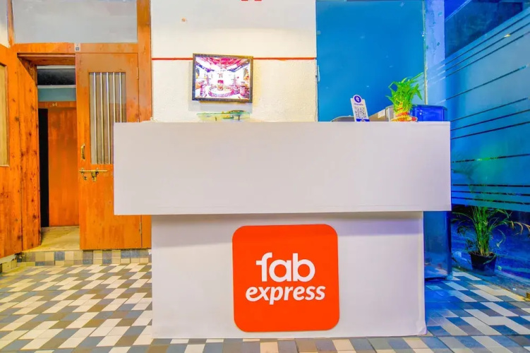 Fabexpress Regal