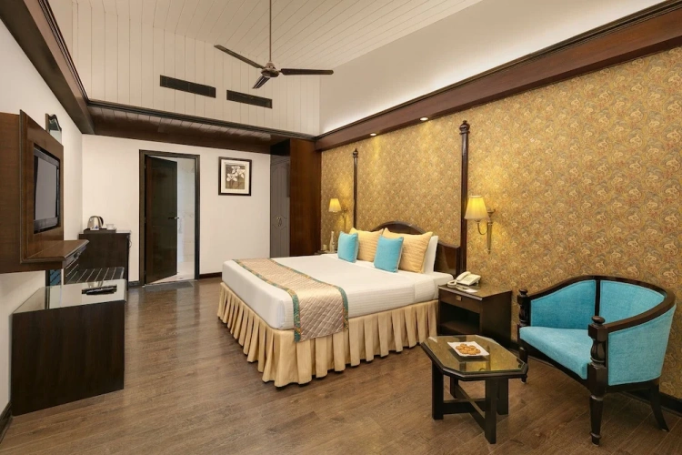 Premier room