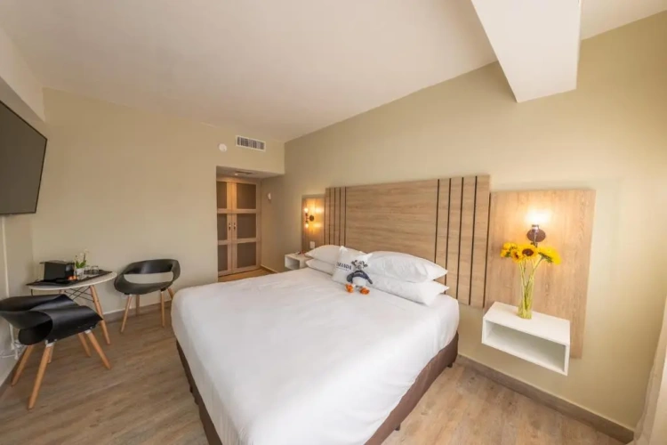 1 Bedroom Double Suite